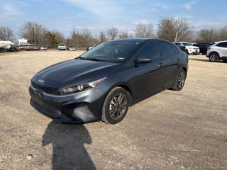 2023 Kia Forte LXS - Exterior Front Left Corner Image